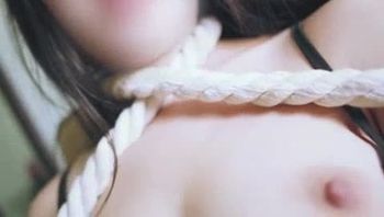 上海少妇手撕丝袜做到一半主动摘套