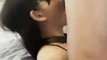 女M伺候夫妻做爱