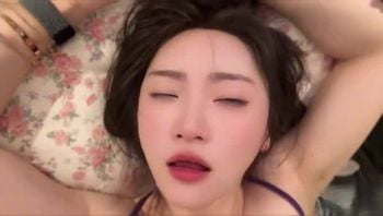 露脸高潮，约的很漂亮的胶州女人