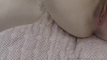 #奶妮又是帮叔叔丝袜足交足口交胸推的一天 叔叔说玩开心了给我小钱钱