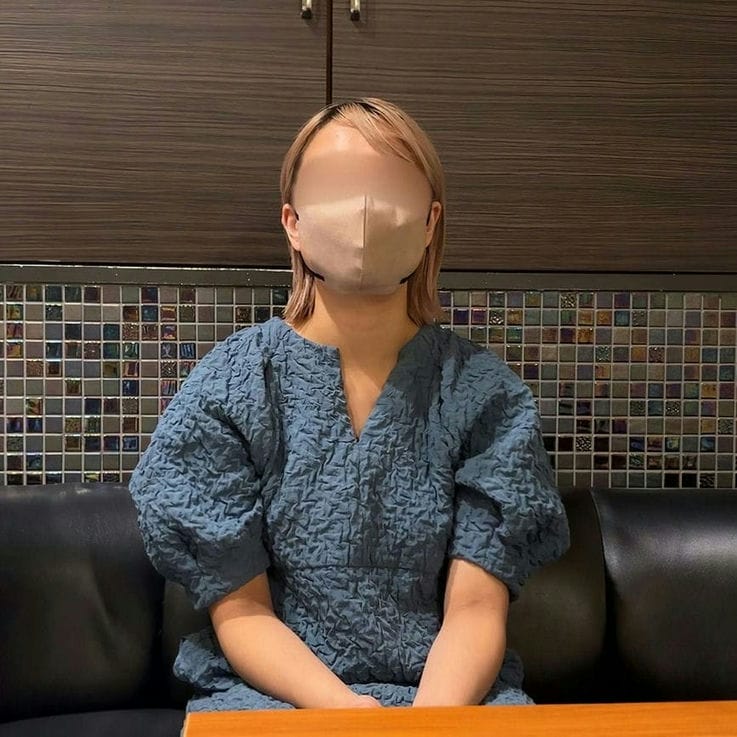 巨乳美容师22歳。「待ってっ、无理无理！ヤダァ！」歴代を更新する快楽に戸惑い叫ぶもバッチバチに突かれてイカされまくる。
