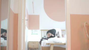 白领女神晨间激情高跟鞋与丝袜的诱惑