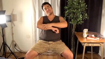 テテドライドル大河2KERO217Netfuckではすべてのゲイポルノビデオを无料で视聴できます。