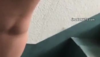这骚货在老公面前女强人！在我胯下像小狗一样听话