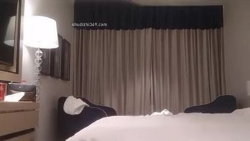 酒店约操露脸极品高跟美少妇