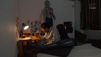 ipzz 037成了丝9袜控目标的美白小腿女老师明里䌷