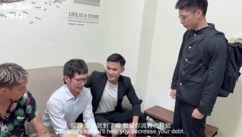 父债子还儿子用身体替父亲还债