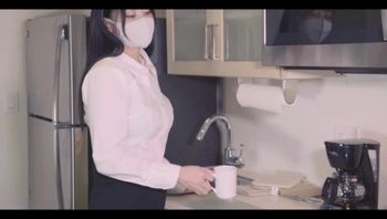 在厨房里被搞