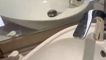 国产自拍视频被爆 极品反差母狗淫荡对白