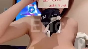 很喜欢口的小M，胸都被我玩肿了（下）开头有验证