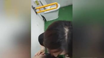 极品微胖坦克开起来太累了❤️小哥已经累的不行了