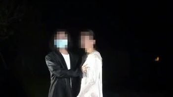 带妻子体验一妻多夫，5个男人全部无套内射
