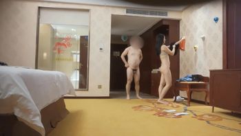 收藏级大作：酒店私约长腿172cm文静反差骚鸡女 上 (3)