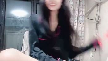 尤物学妹携闺蜜【甜心教主】双修大屌自慰玩弄滴蜡喷水 【2】