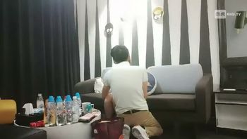 #探花#母狗偷拍 短裙甜美母狗 身材好 粉嫩美穴 操的受不了 嗷嗷的叫床 听着就诱人